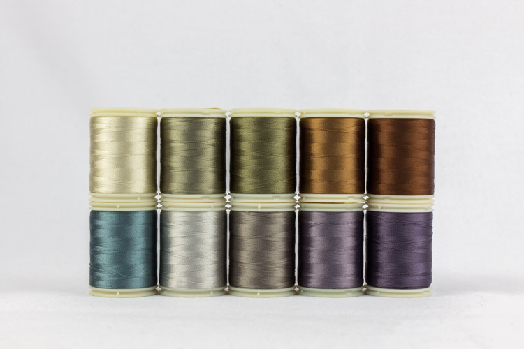 WonderFil Splendor Themed Thread Pack 09 150m (10 spools)