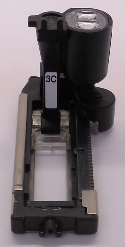 Bernina DISC Bernina pied boutonnière à traineau #3C pour modèle 1630 (ancien modèle apparence peut varier)