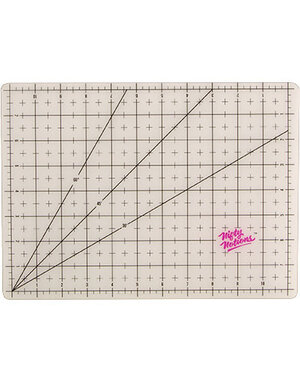 Nifty Notions Nifty Notions Back Lit Cutting Mat Large 11 in x 17in