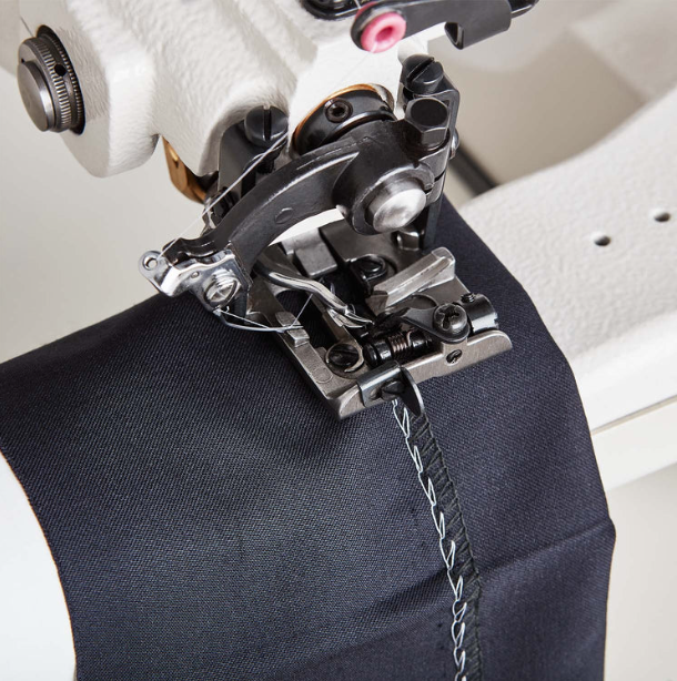 Reliable Blind Stitch Sewing Machine with Direct Drive