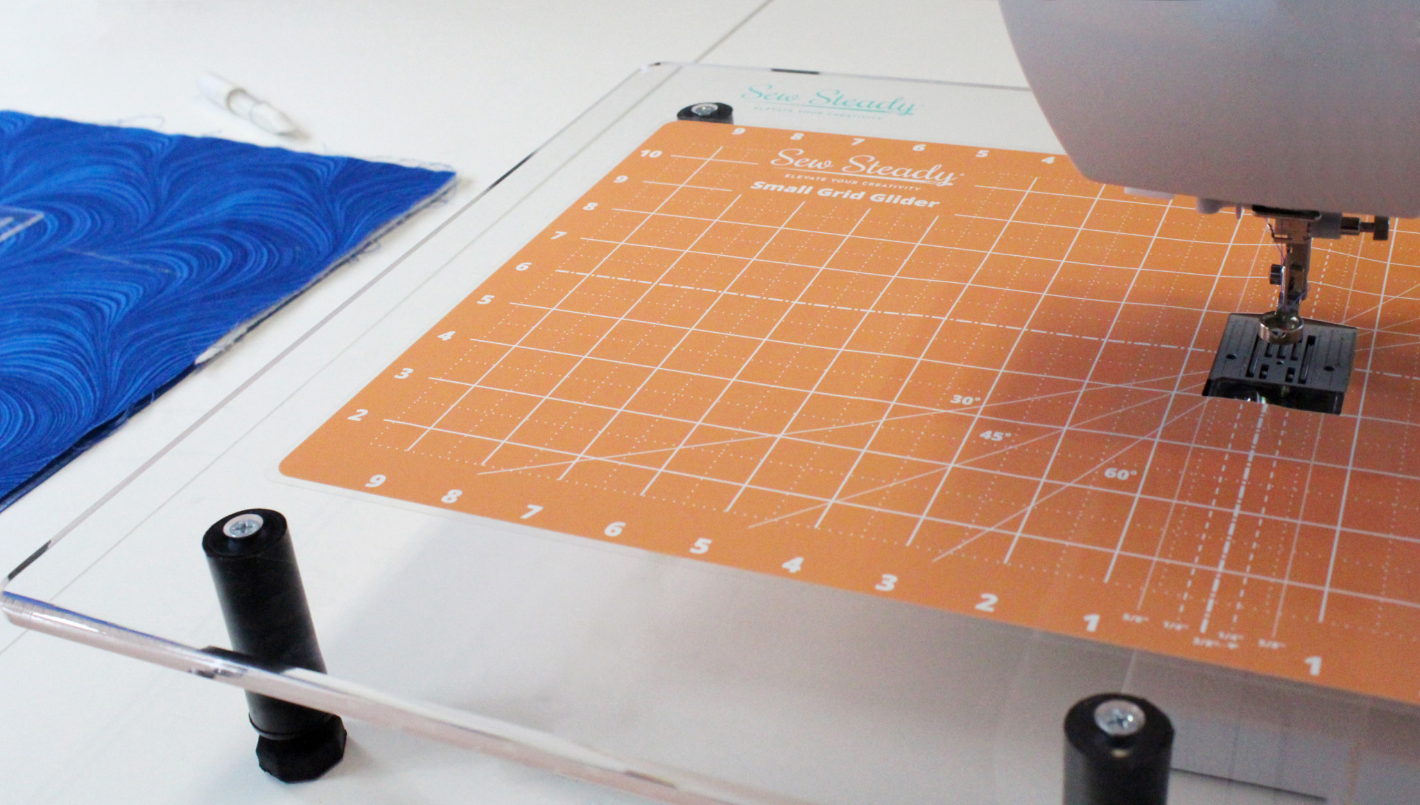 Sew Steady Sew steady grid glider adhesive mat 11 po x 14 po