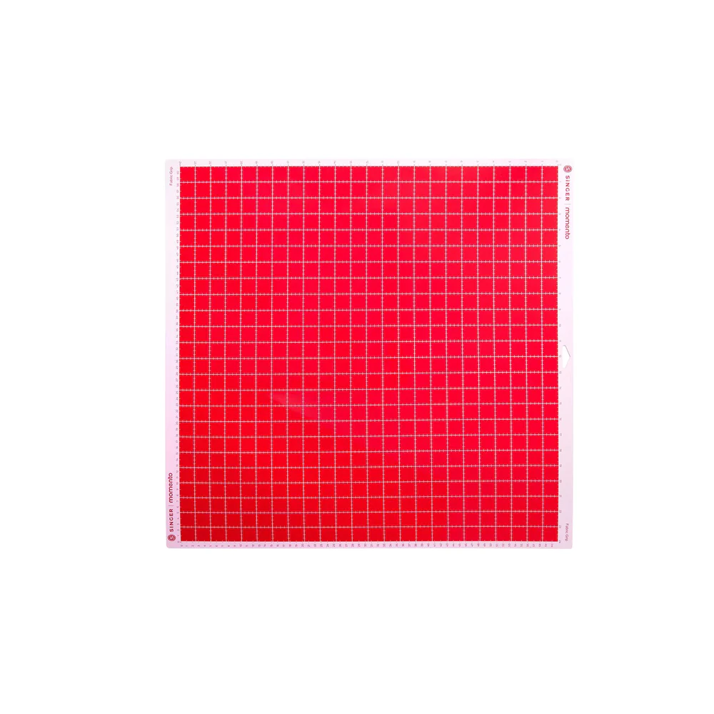 Singer SINGER® MOMENTO™ 24" x 24" Fabric Grip Mat