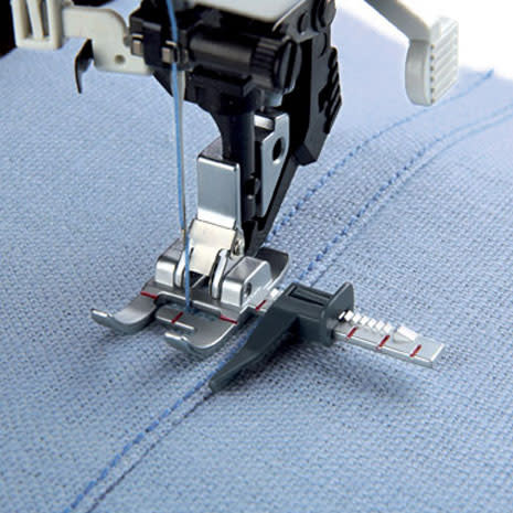 Pfaff PFAFF Pied guide réglable avec système IDT™