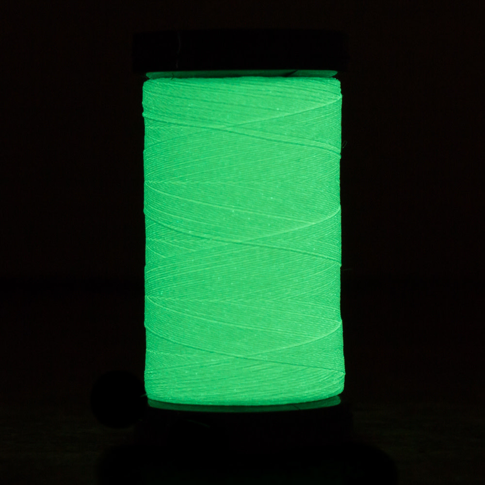 WonderFil Ahrora Phosphorescent AHRORA thread 40wt 03 183m