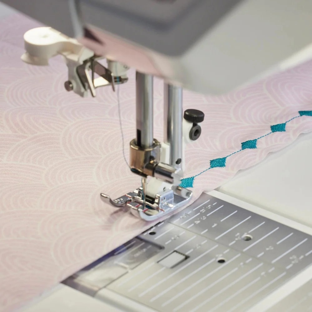 Husqvarna Huqvarna couture Épic Quilt 97