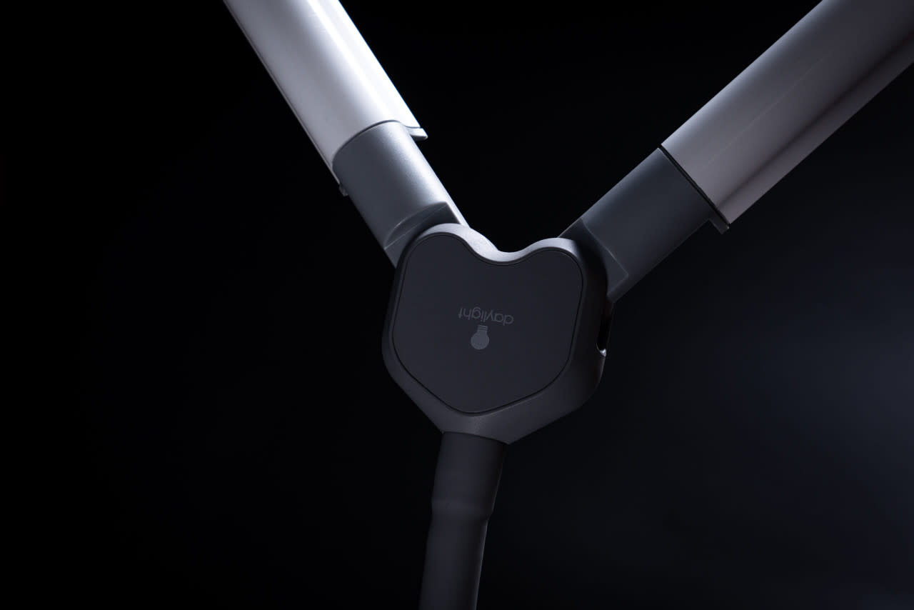 Daylight DuoPro clamp lamp