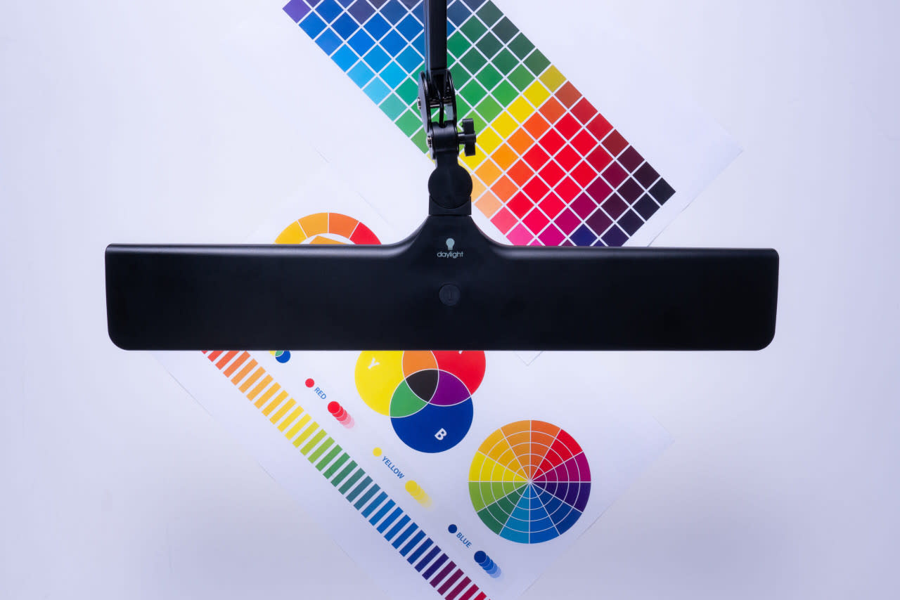 Daylight Lampe de table Lumi noir satiné