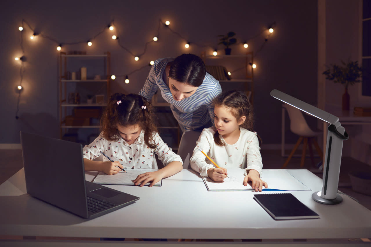 Daylight DAYLIGHT Twist 2 LED Desk Lamp