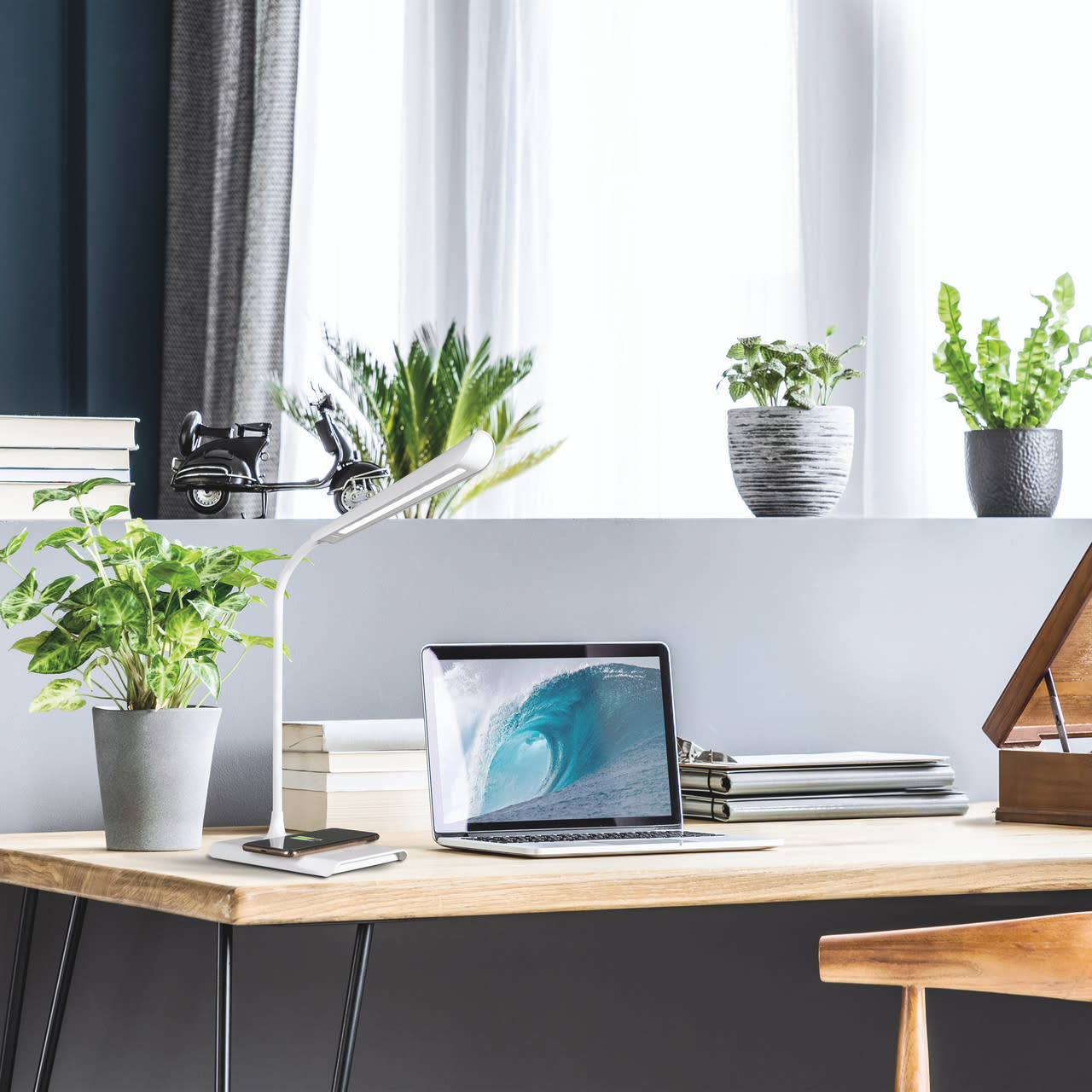 Ottlite Ottlite Power Up LED Desk Lamp with Wireless Charging