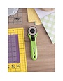 Olfa OLFA® RTY-2C/LGR - SplashTM Handle Rotary Cutter 45mm - Lime Green ( preorder )hTM - vert lime ( pré-commande )