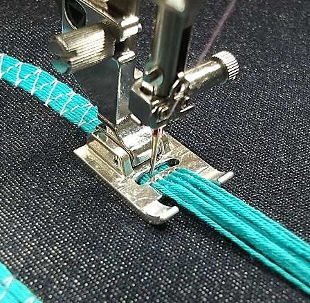 Janome Janome pied cordonnet 9 trous
