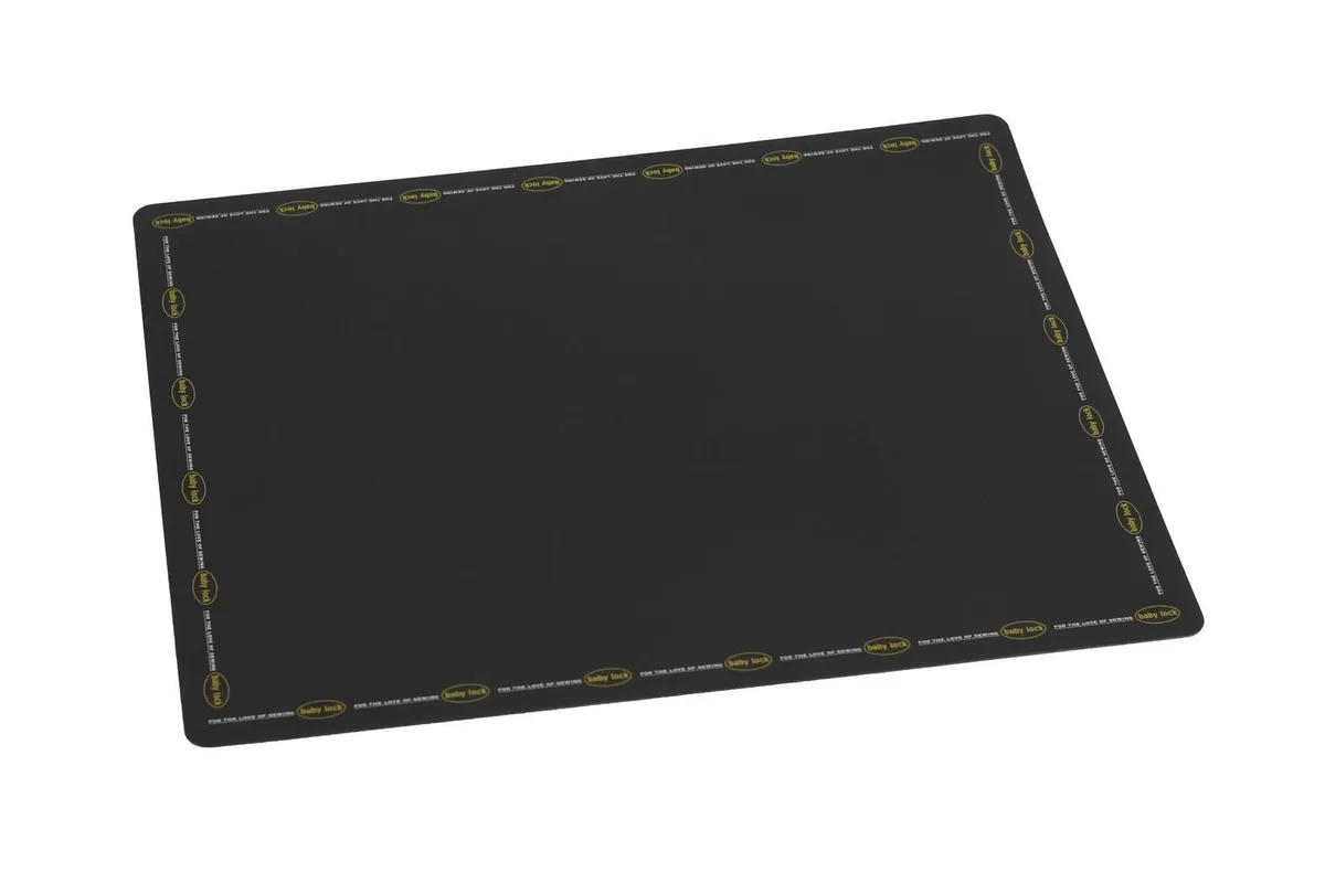 Baby Lock Baby Lock tapis pour machine 16 po x  20 po