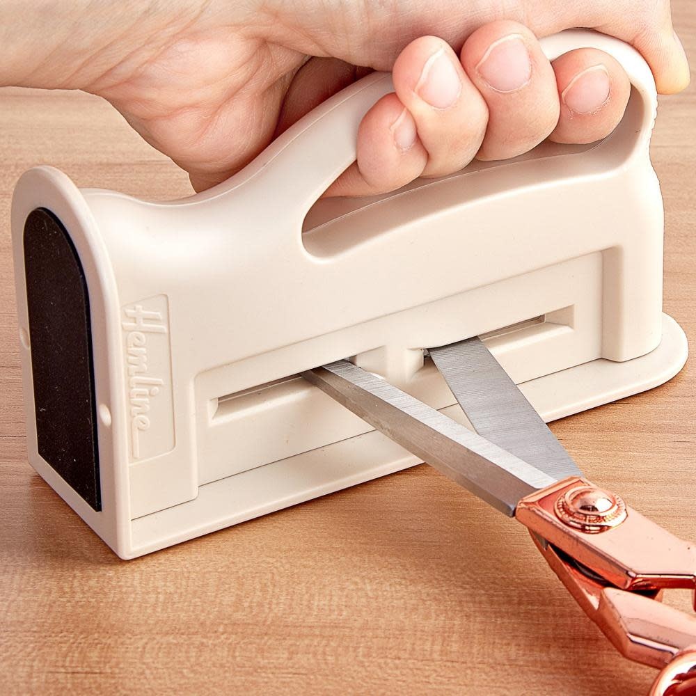 Hemline HEMLINE Scissors Sharpener
