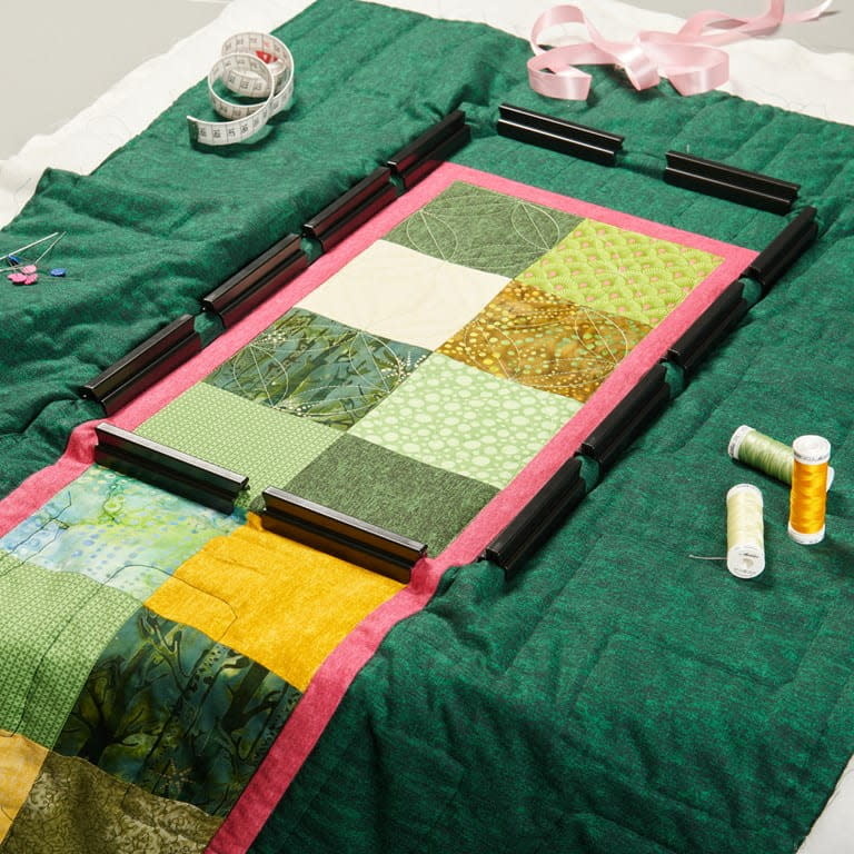 Bernina Bernina cerceau de broderie moyen à pinces pour bordures 8x16,B990