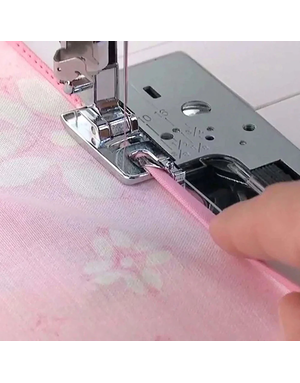 Singer Singer rolled hem presser foot