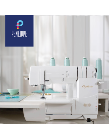 Pénélope Sew with the coverstitch