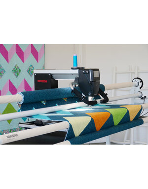 Bernina Bernina Q20 on Frame Studio 10 feets