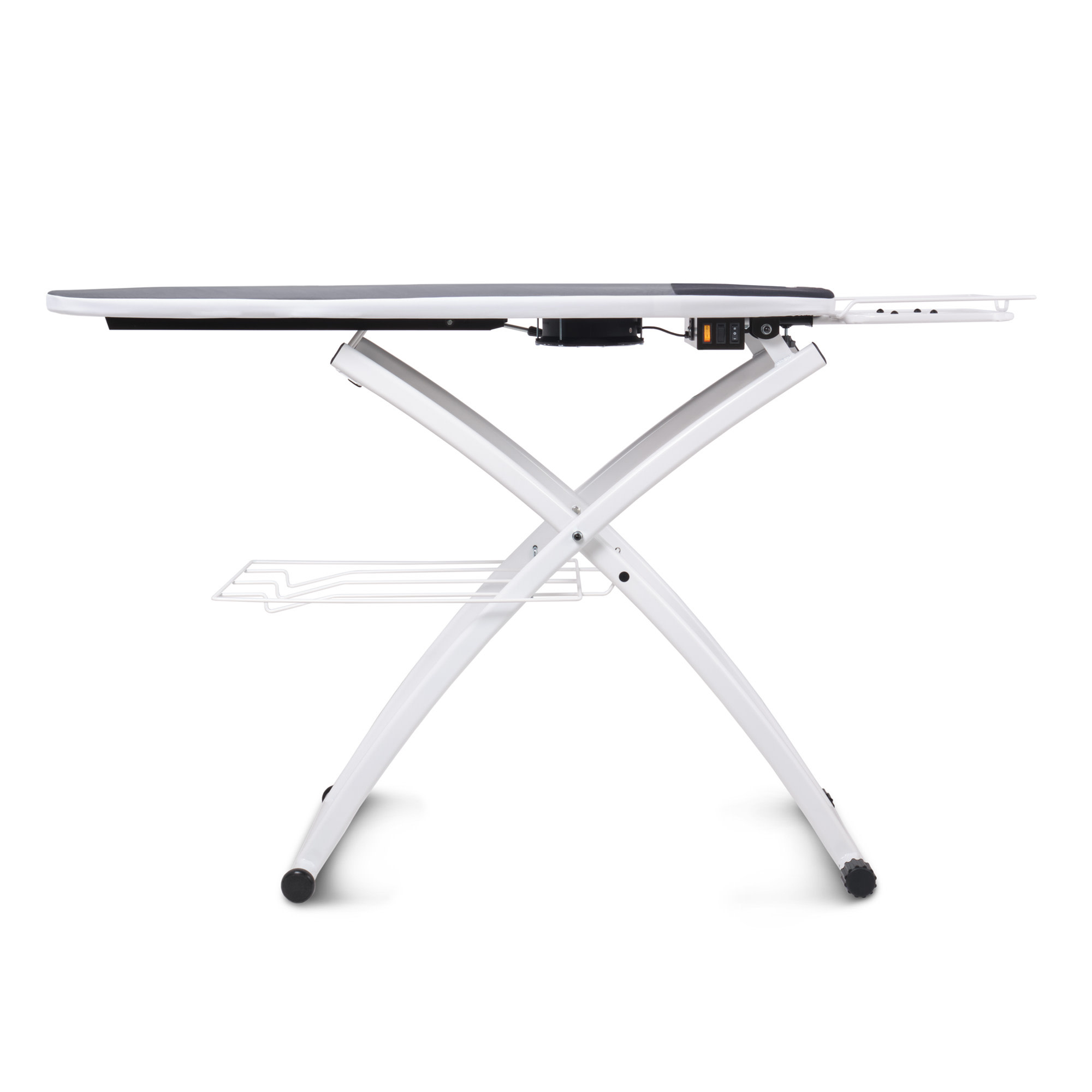 Reliable Planche à repasser Reliable avec aspiration 600VB