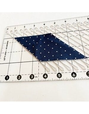 Sewing by Sarah Règle 45 degrés de 8,5 pouces