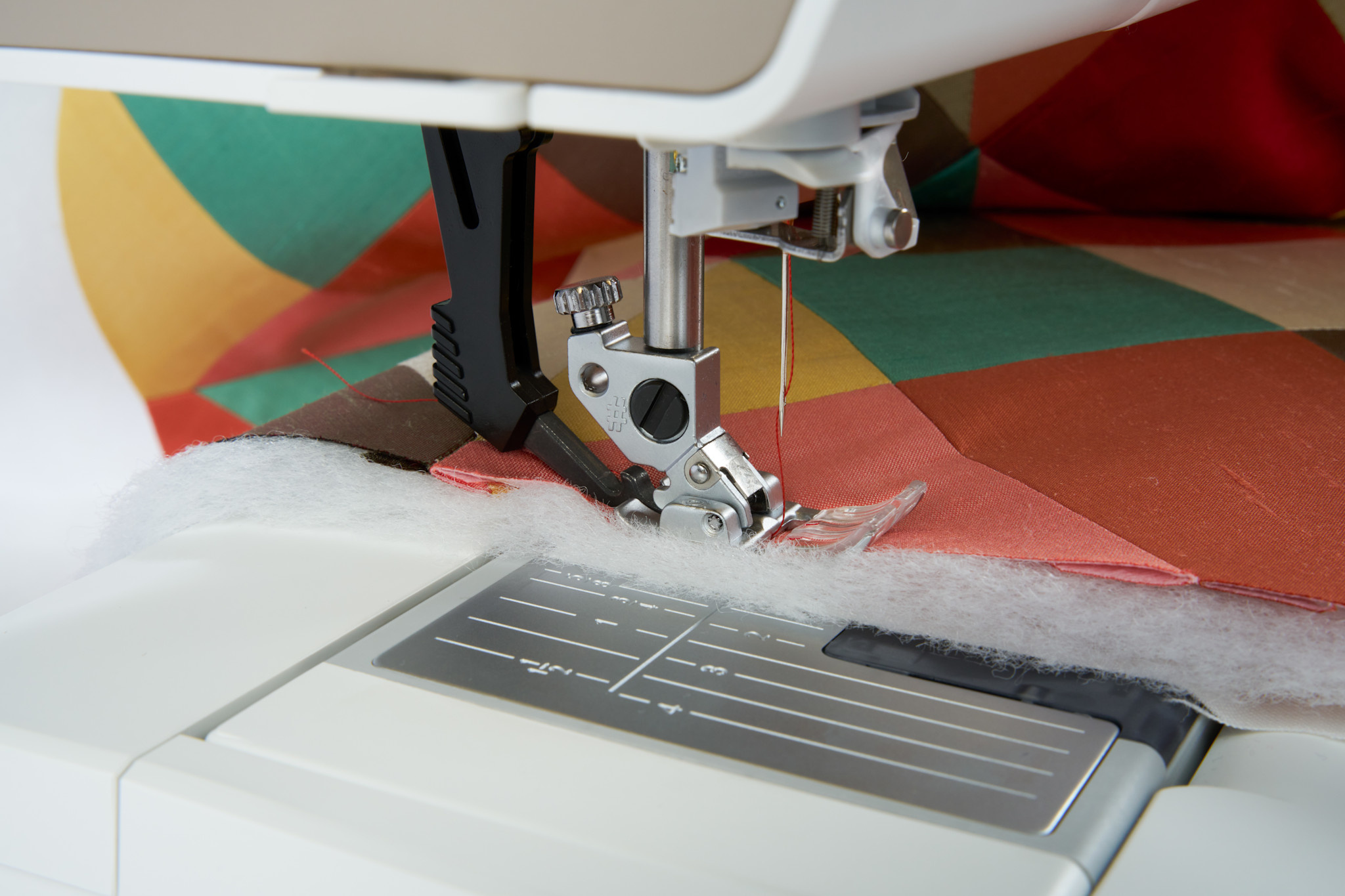 Pfaff Pfaff couture et broderie Créative Elevate 680
