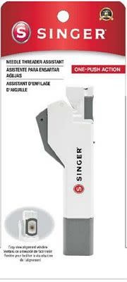 Singer Enfile-aiguille Singer Modern Maker