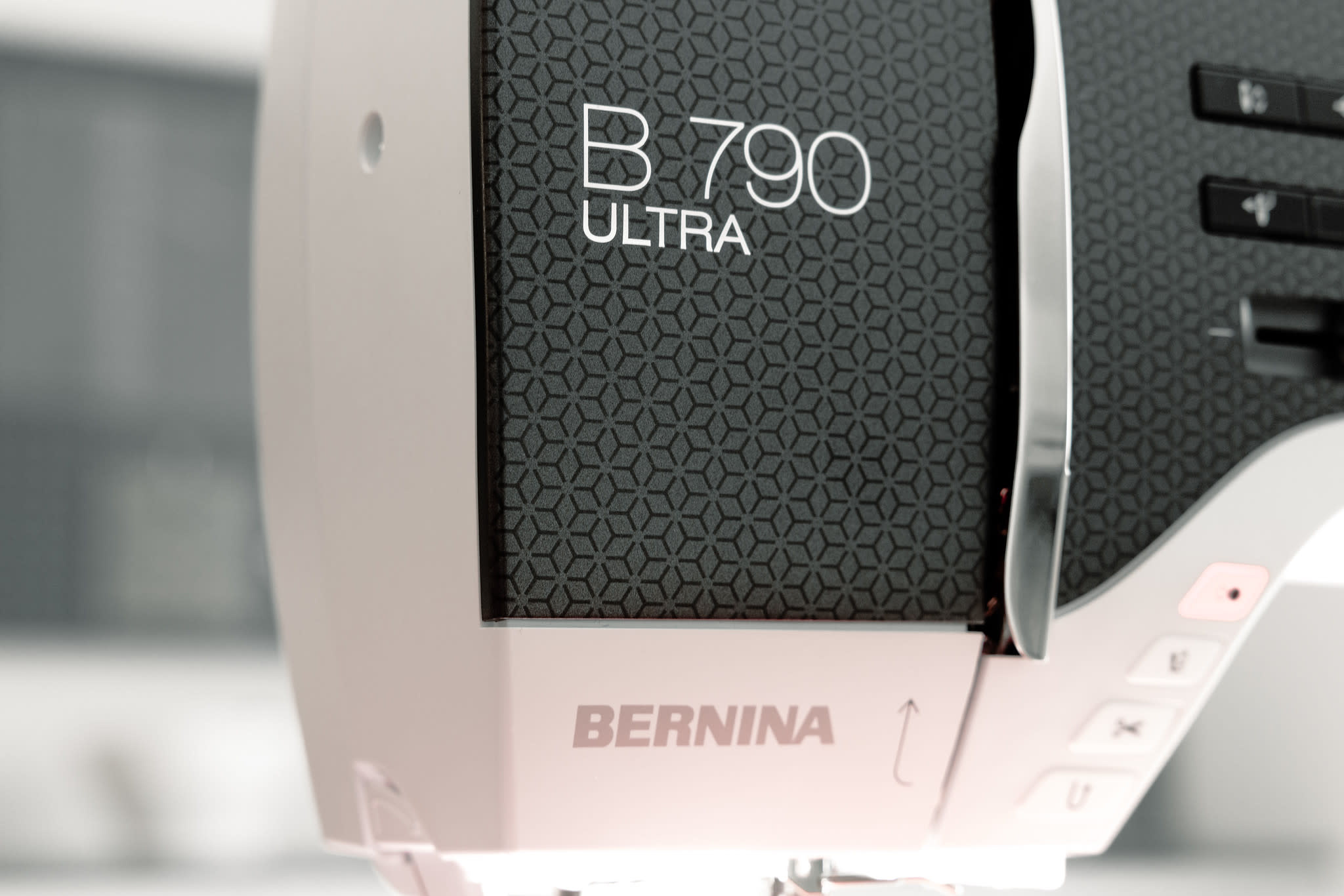 Bernina Bernina couture et broderie B790E Ultra