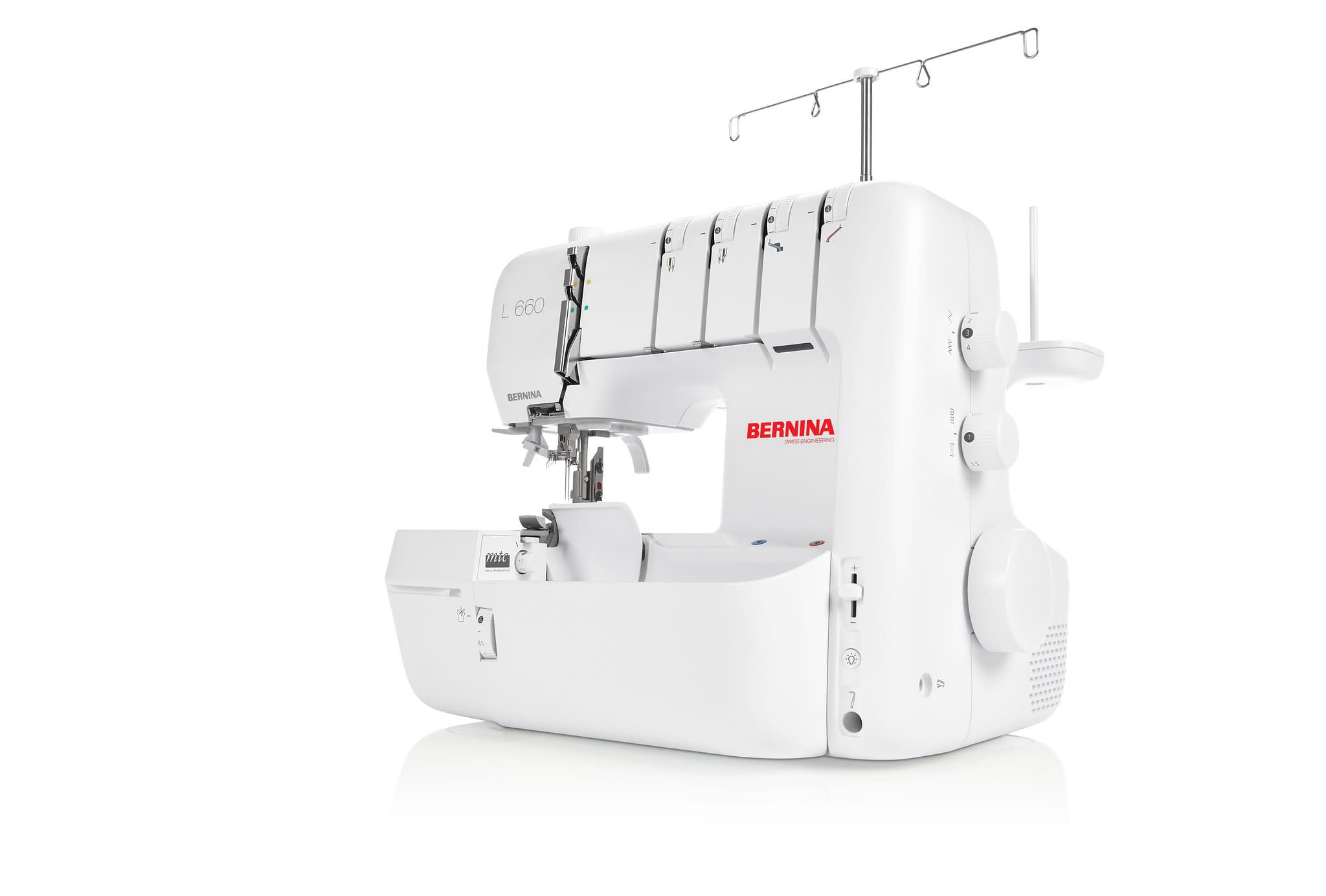 Bernina Bernina surjeteuse a air L660