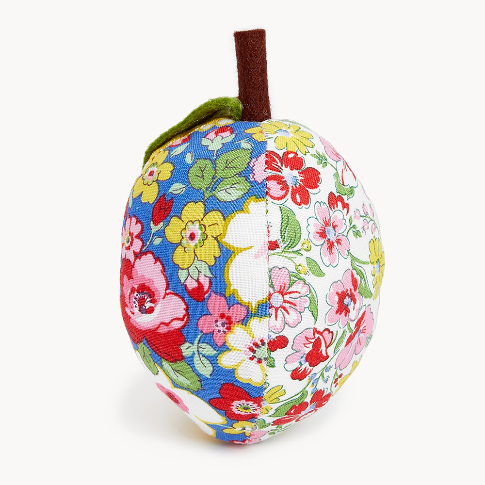 Liberty LIBERTY Lemon Pin Cushion - Heirloom 2 Collection Patchwork