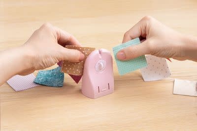 Clover Needlecraft Inc. Quick Cut- Thread Cutter