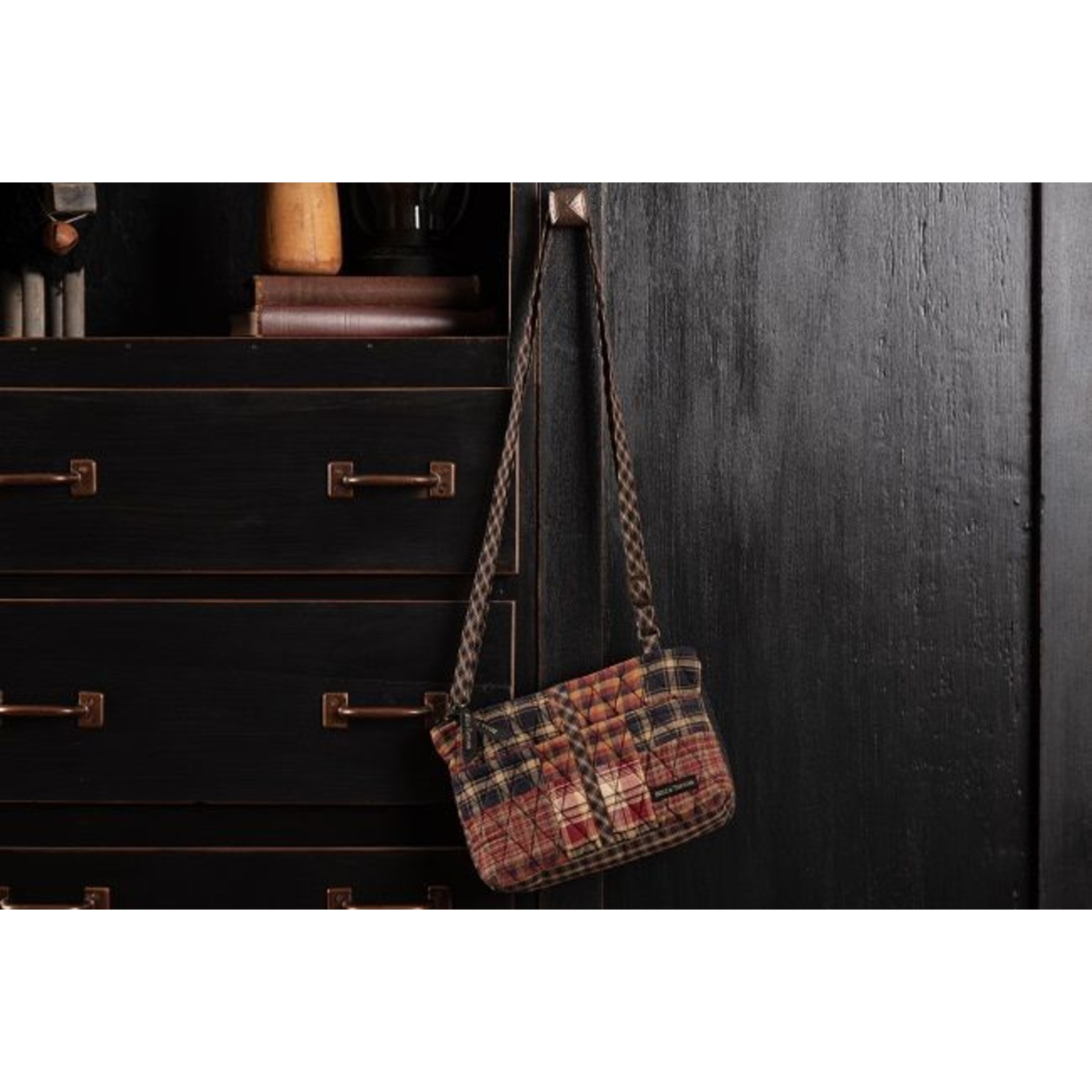 Bella Taylor Essentials Wallet Crossbody - Beckham