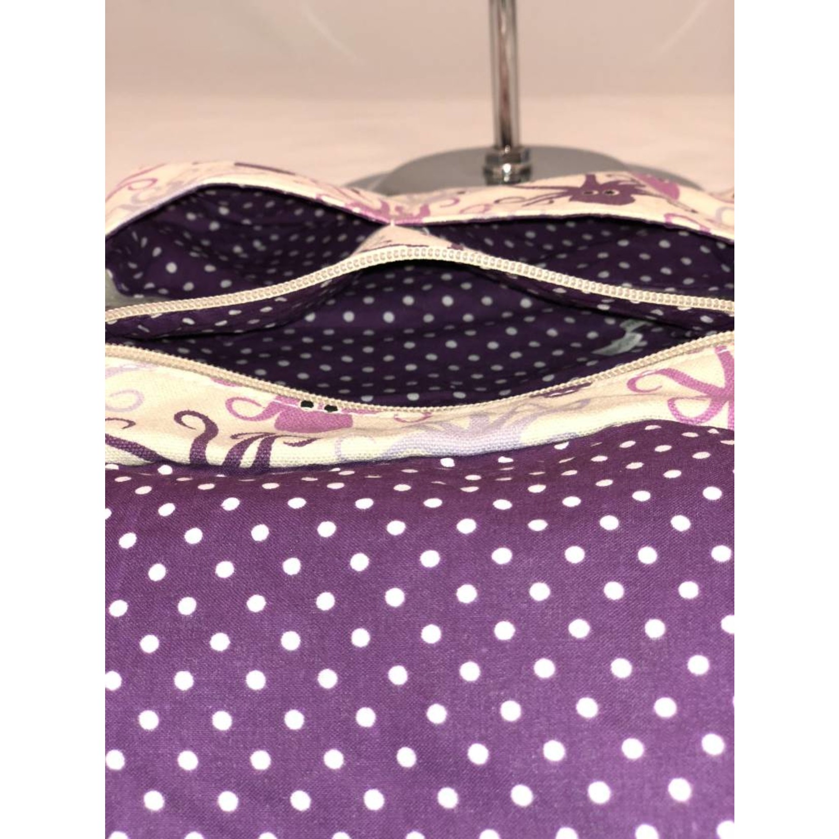 Bungalow 360 Small Messenger Bag - Octopus