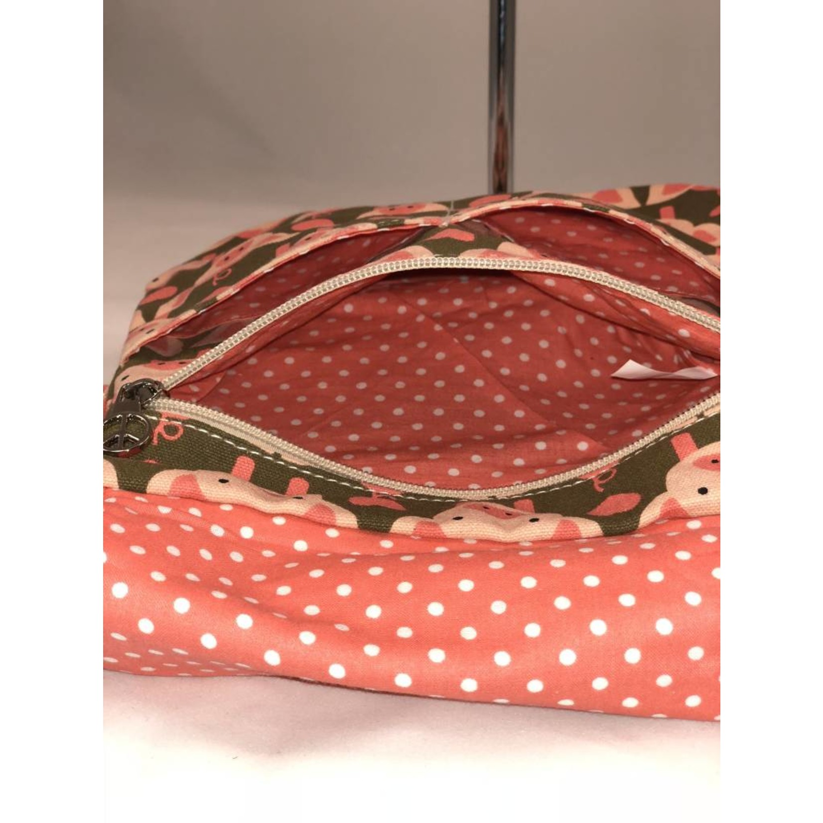 Bungalow 360 Small Messenger Bag - Pig