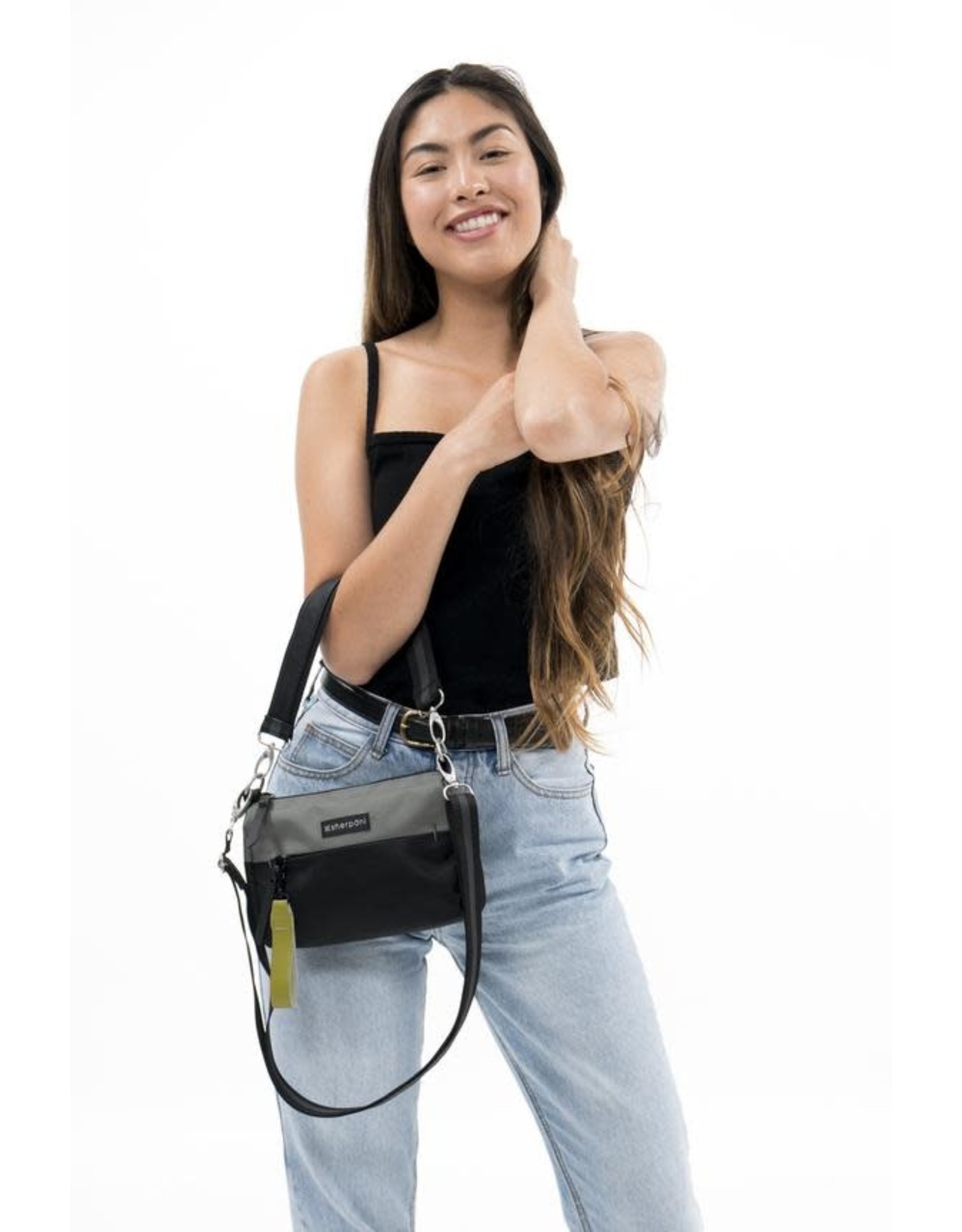 sherpani skye mini crossbody