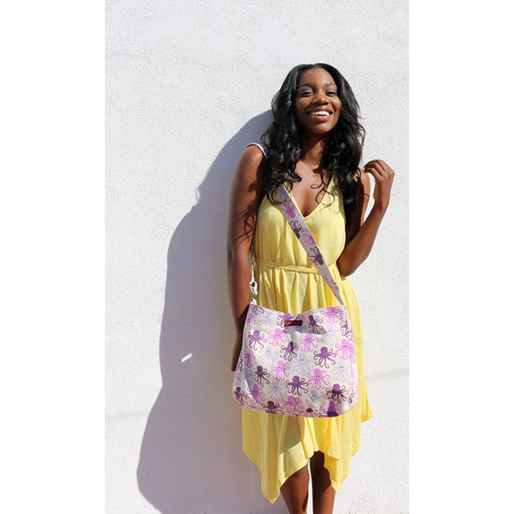 Bungalow 360 Messenger Bag - Cow