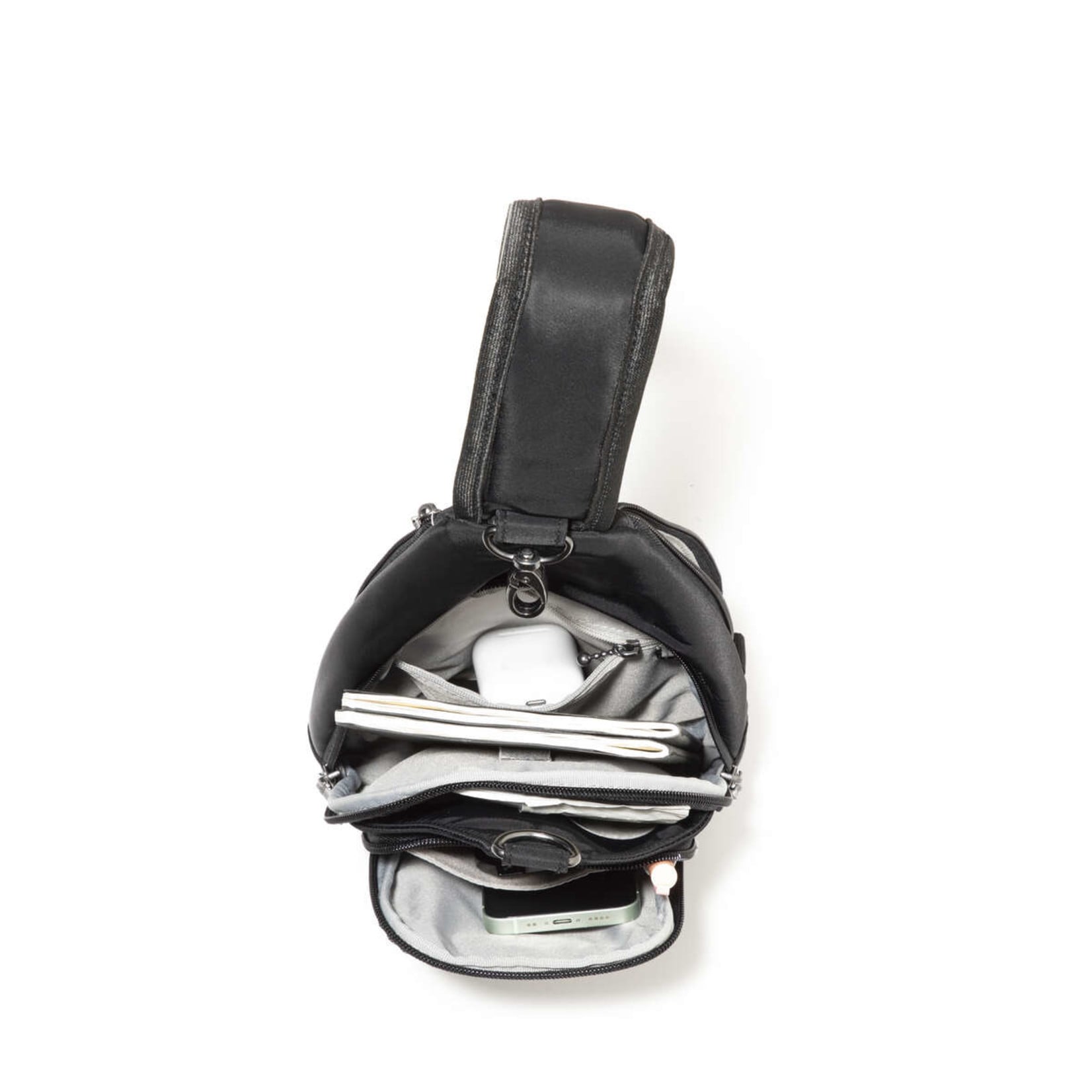 Baggallini Central Park Sling - Black 2026