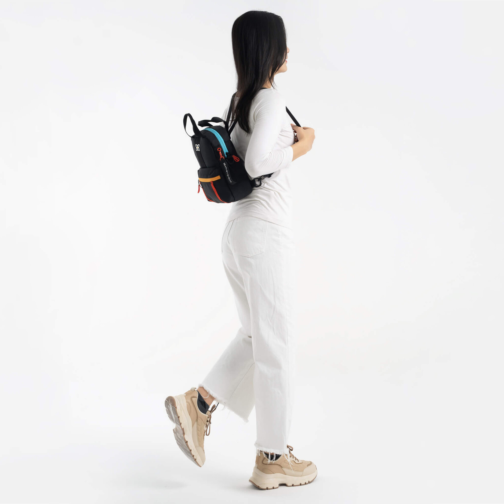Logan Backpack - Chromatic