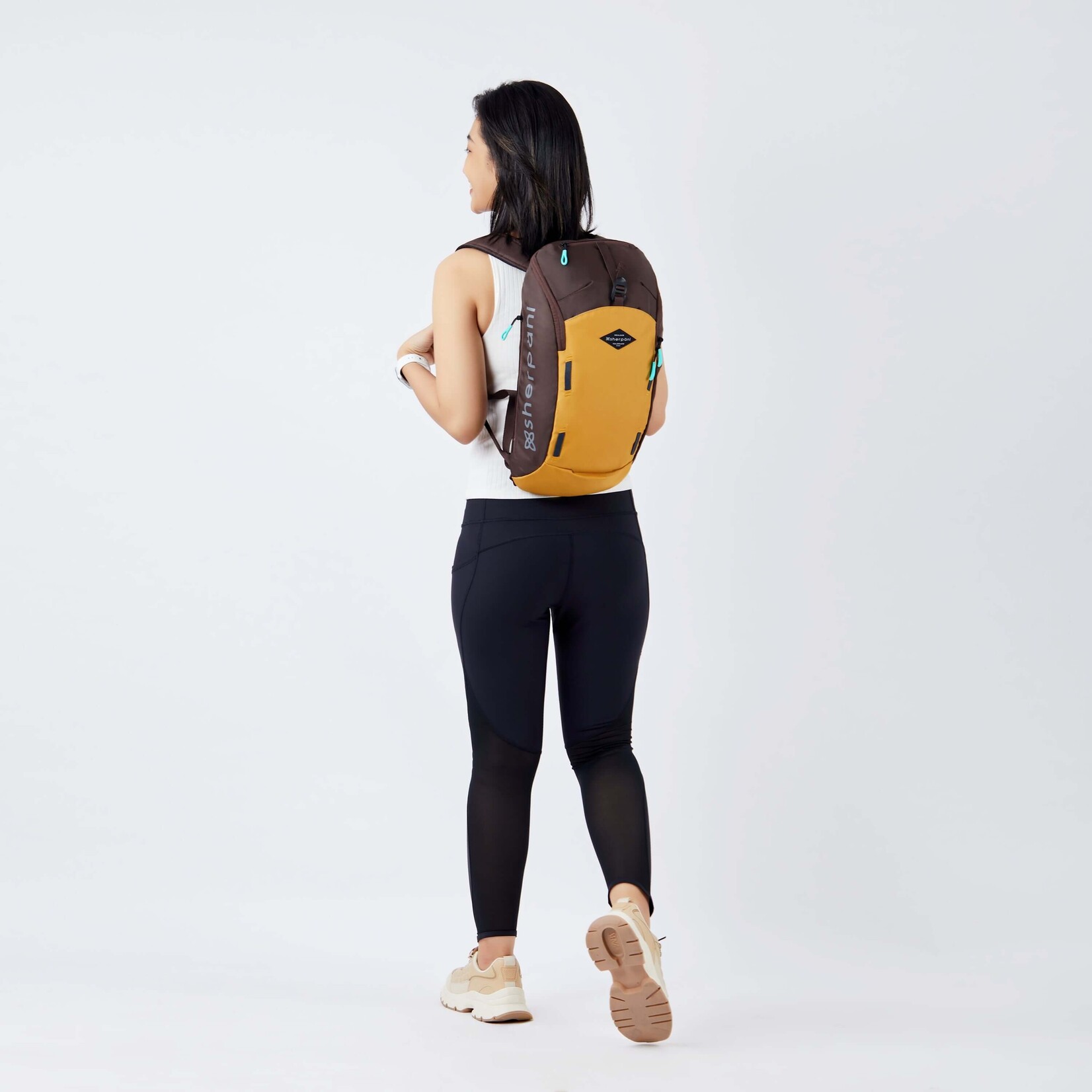 Sherpani Switch Backpack - Raven SS23
