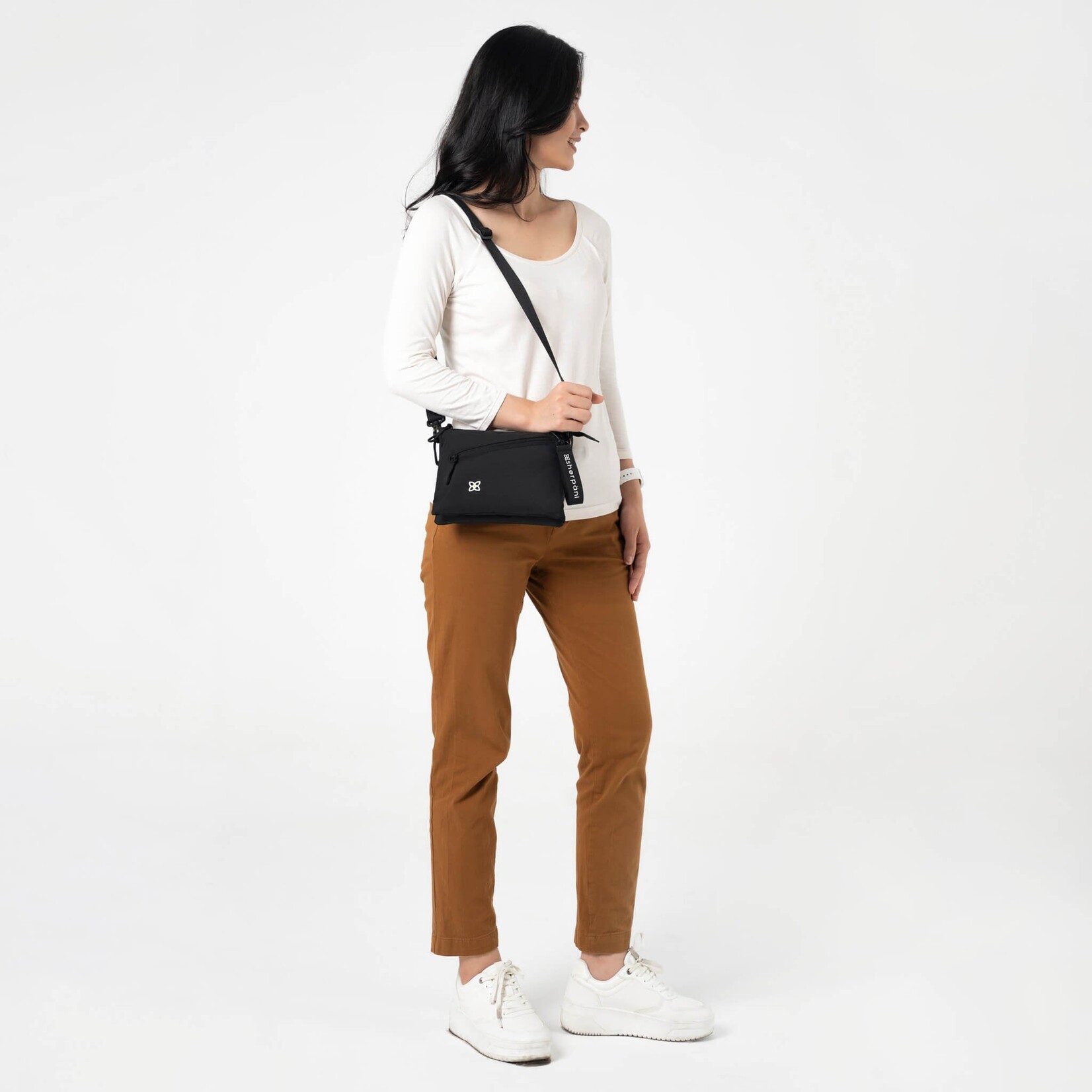 Zoom Crossbody - Raven