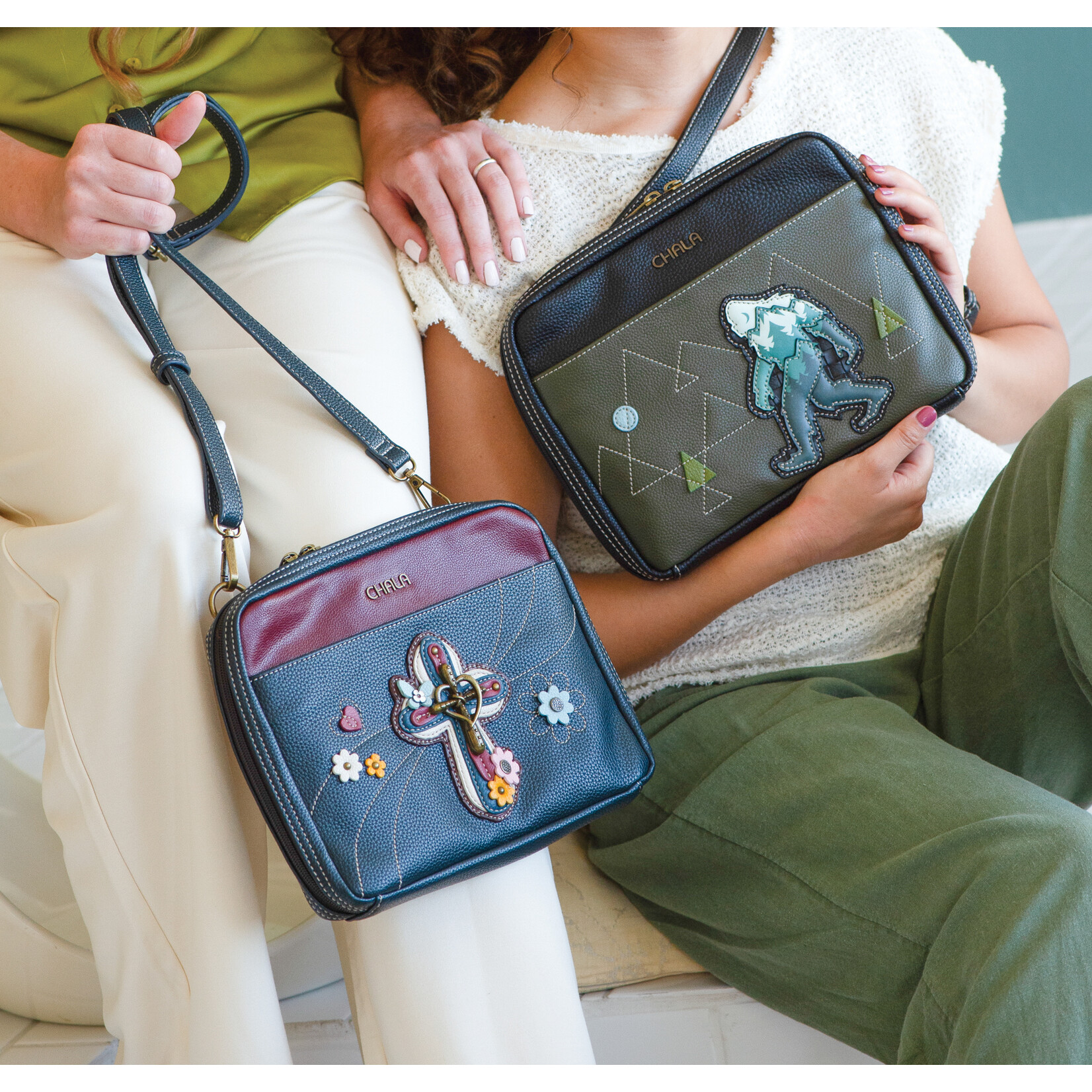 Chala Companion Organizer Crossbody - Darling Cross