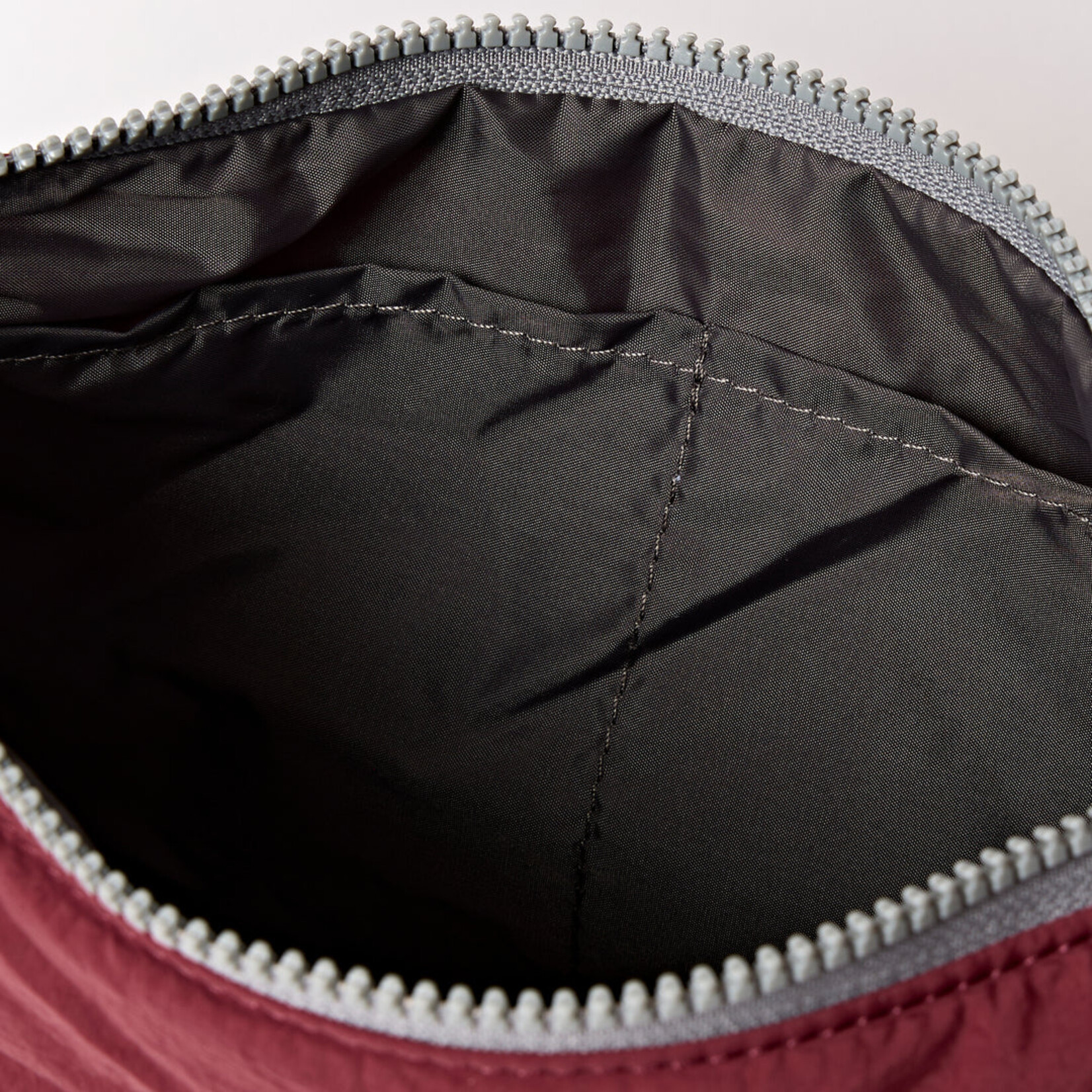 ORI London Farringdon Crossbody - Bordeaux Taslon