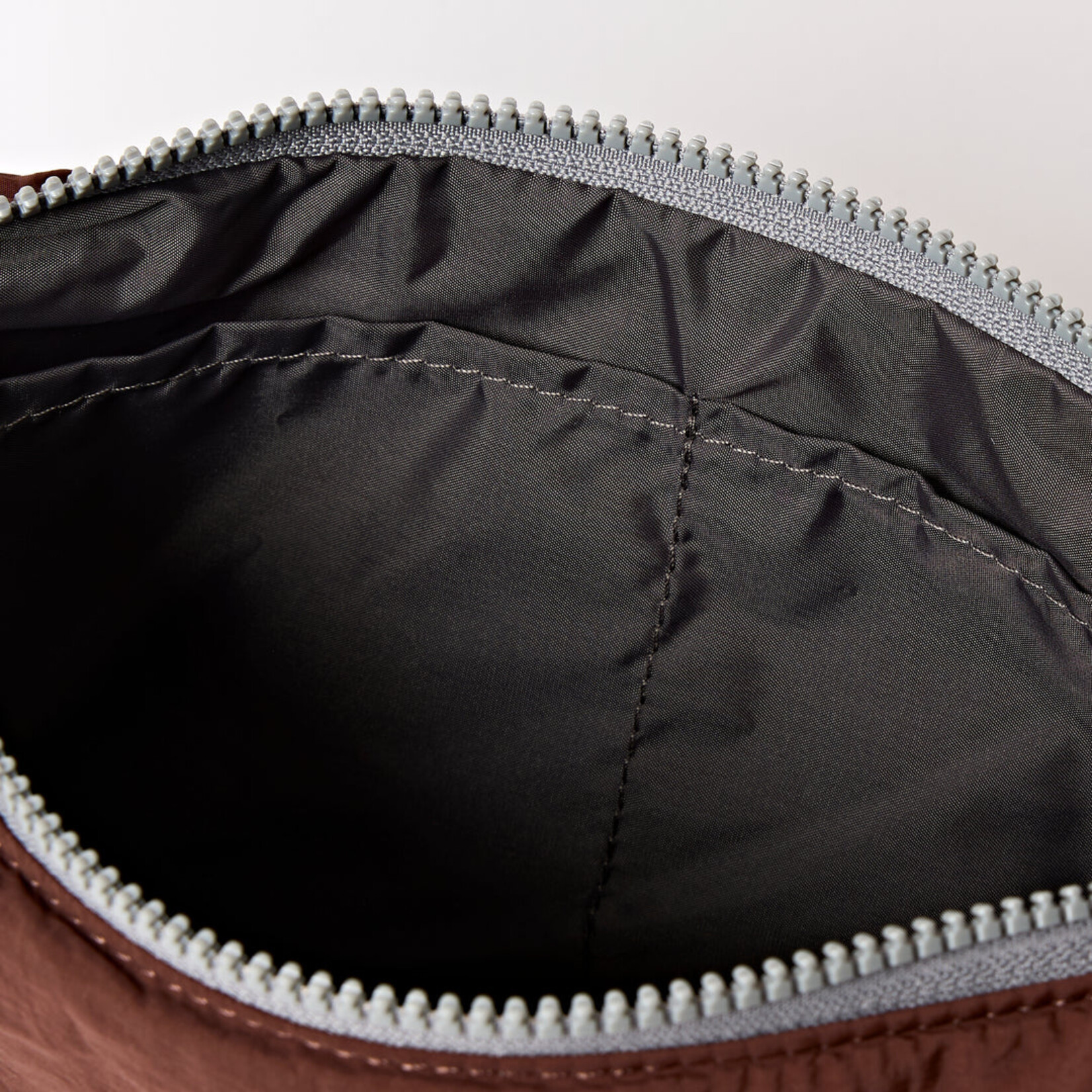 ORI London Farringdon Crossbody - Chocolate Taslon