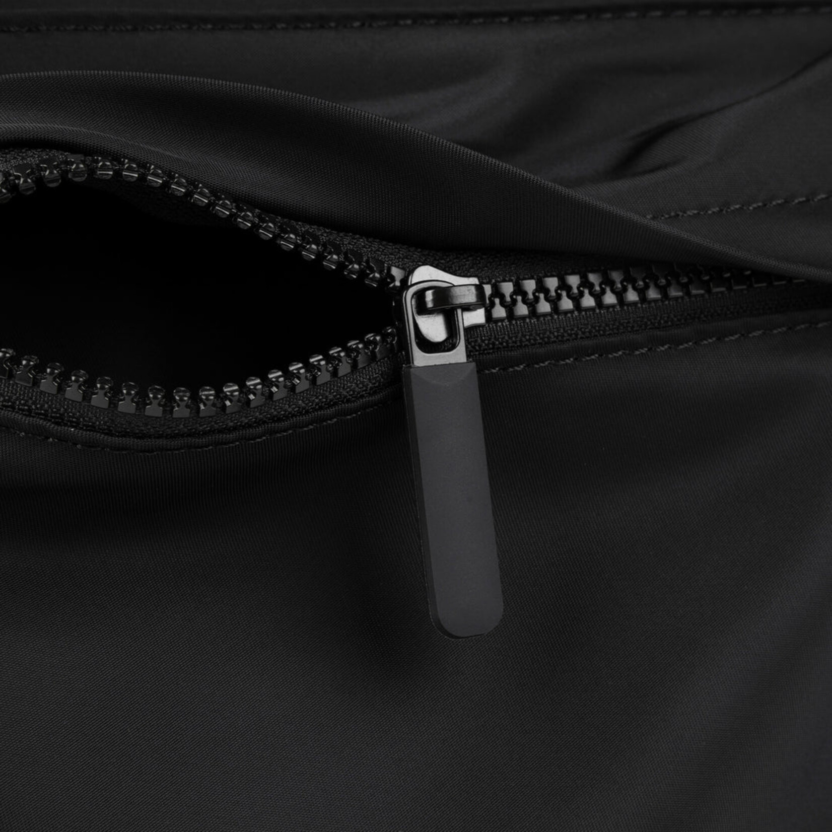 ORI London Kennington B Crossbody - All Black Recycled Nylon