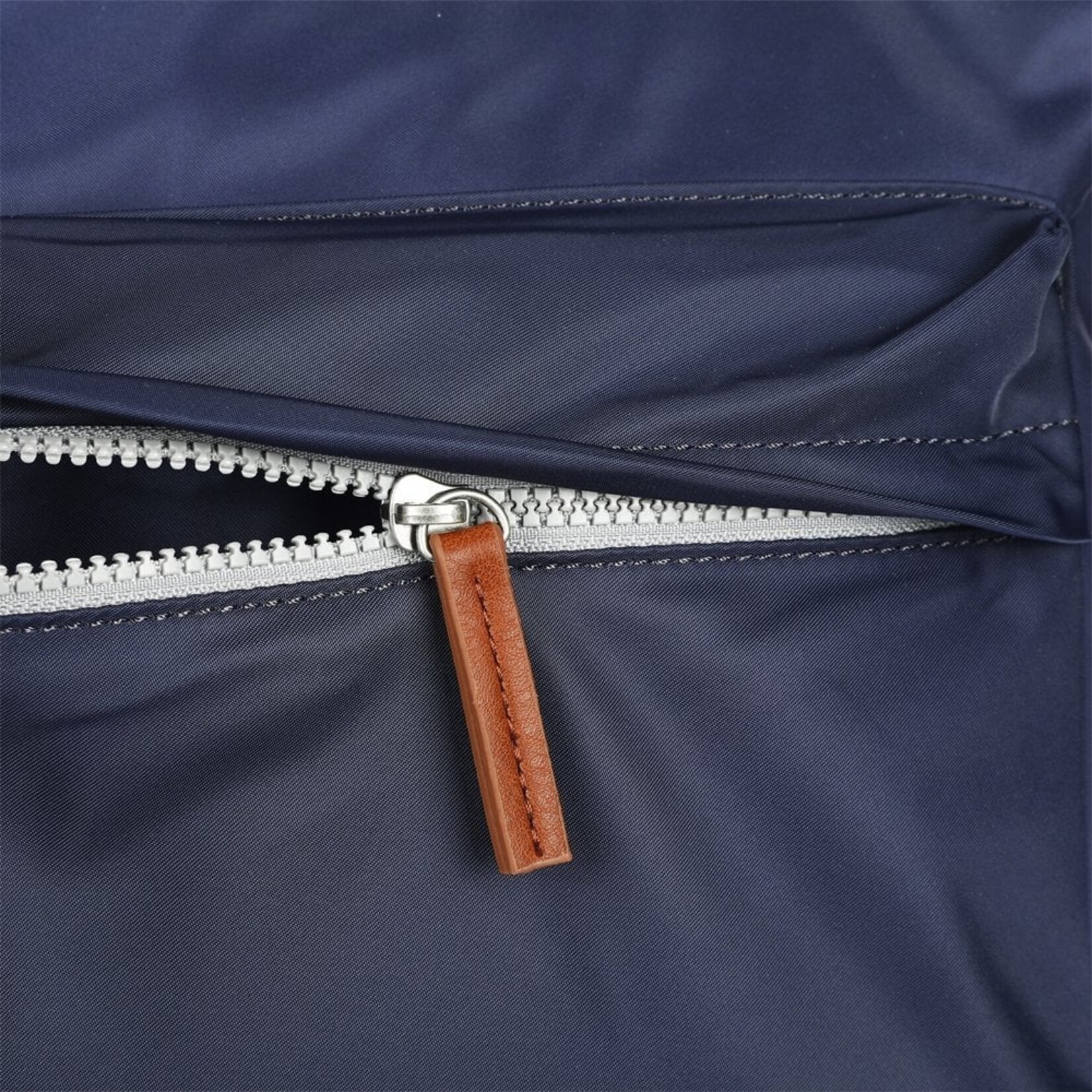 ORI London Kennington B Crossbody - Midnight Recycled Nylon