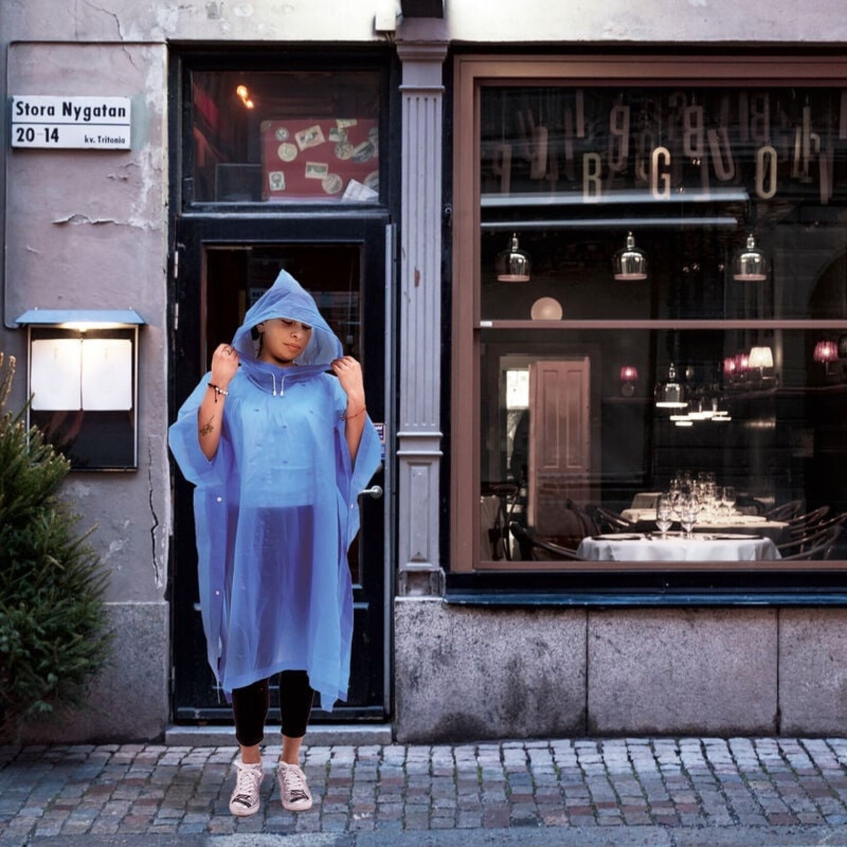 Travelon 13437-330 - Blue - Travel Rain Poncho 2026