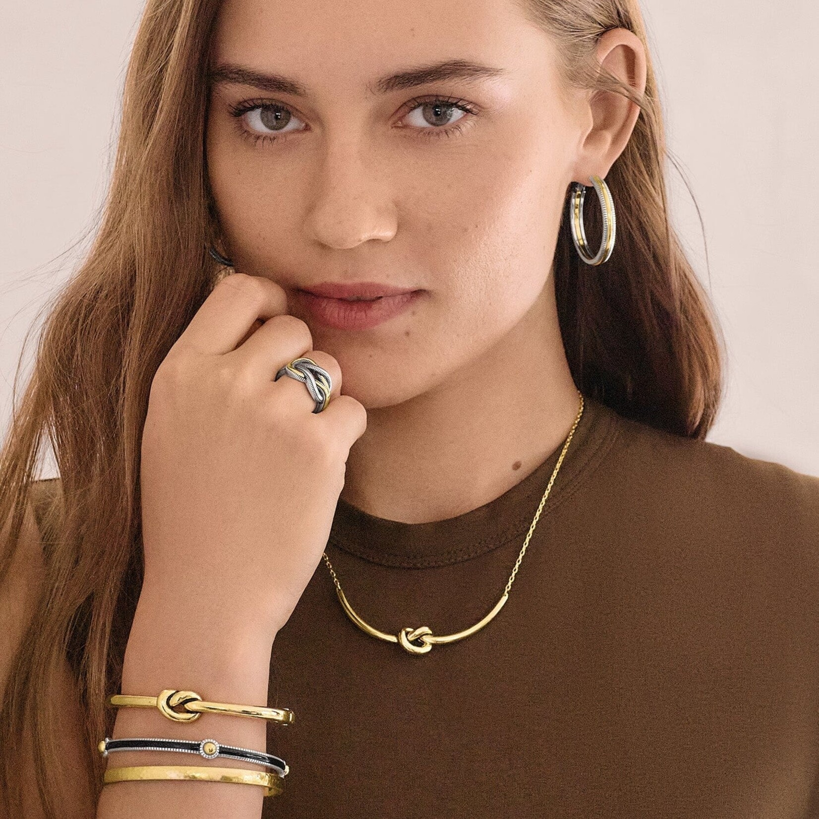 Brighton JF0316 Interlok Single Knot Hinged Bangle - Gold