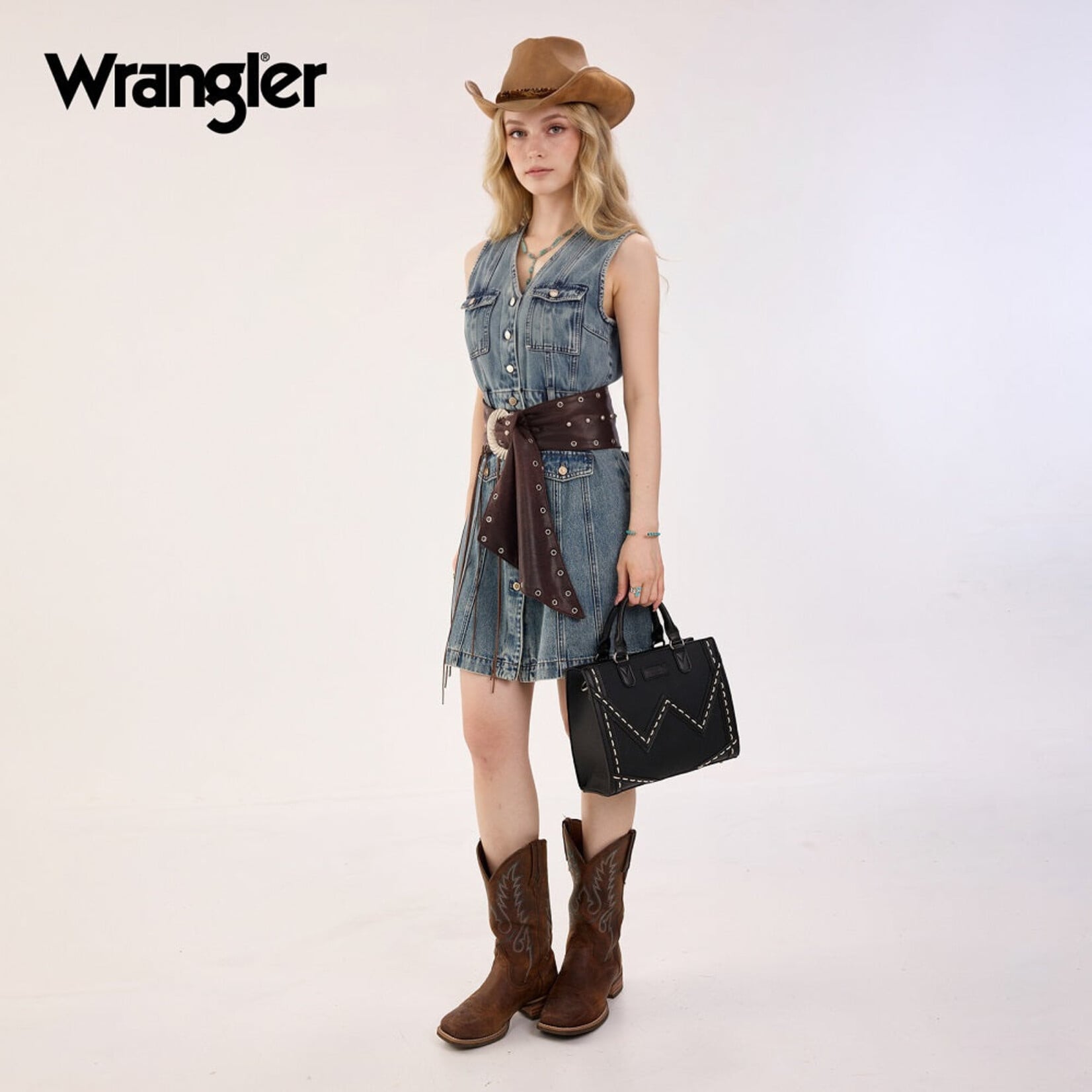 Wrangler WG456-8120BK - Black - Wrangler Contrast Stitch Chevron Tote Bag 2026