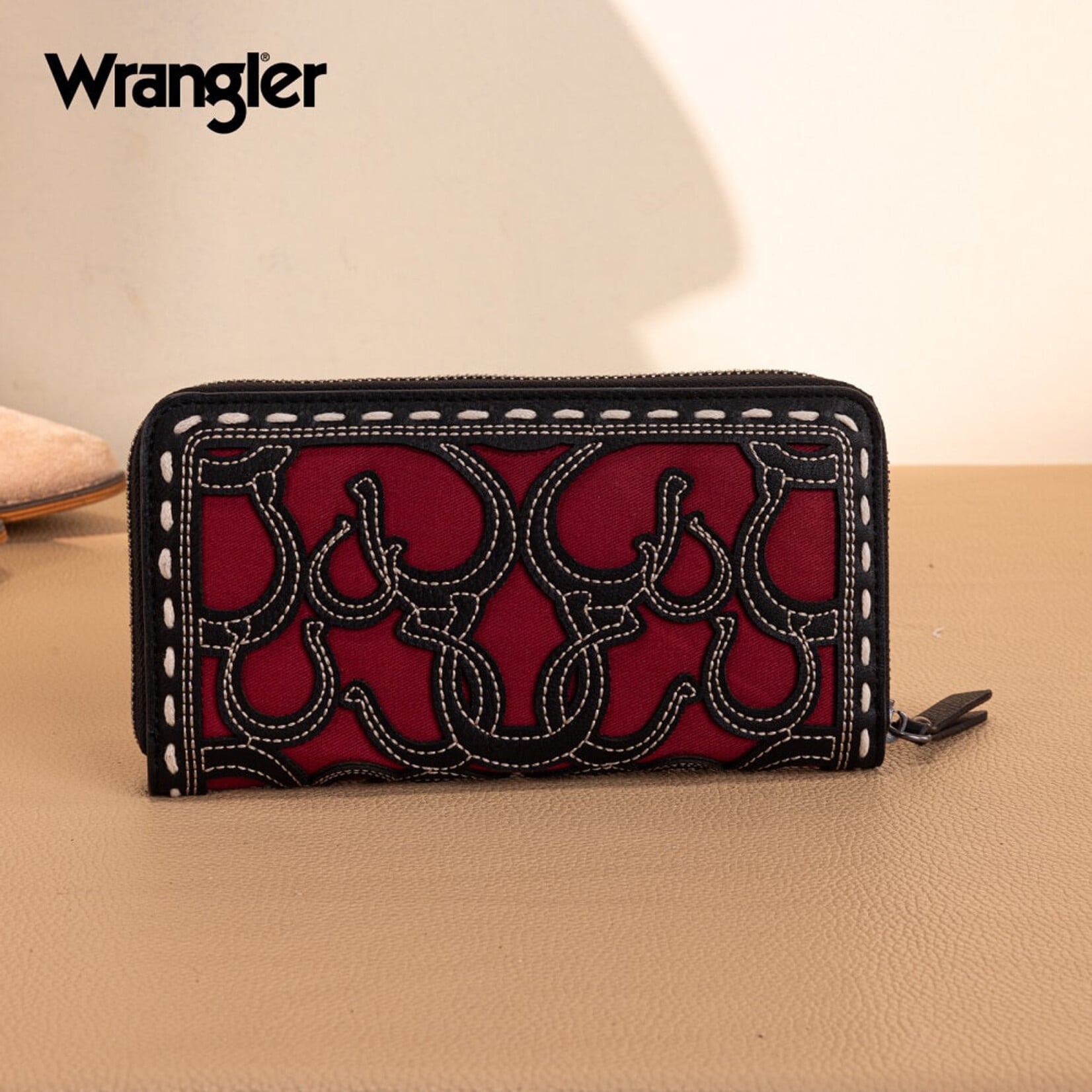 Wrangler WG292-W082BK - Black - Wrangler Horseshoe Cutout Zip Around Wallet
