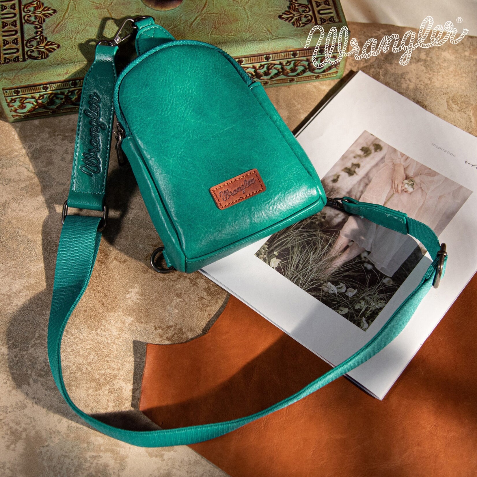 Wrangler WG87-210 - Green - Wrangler Sling Bag/Crossbody