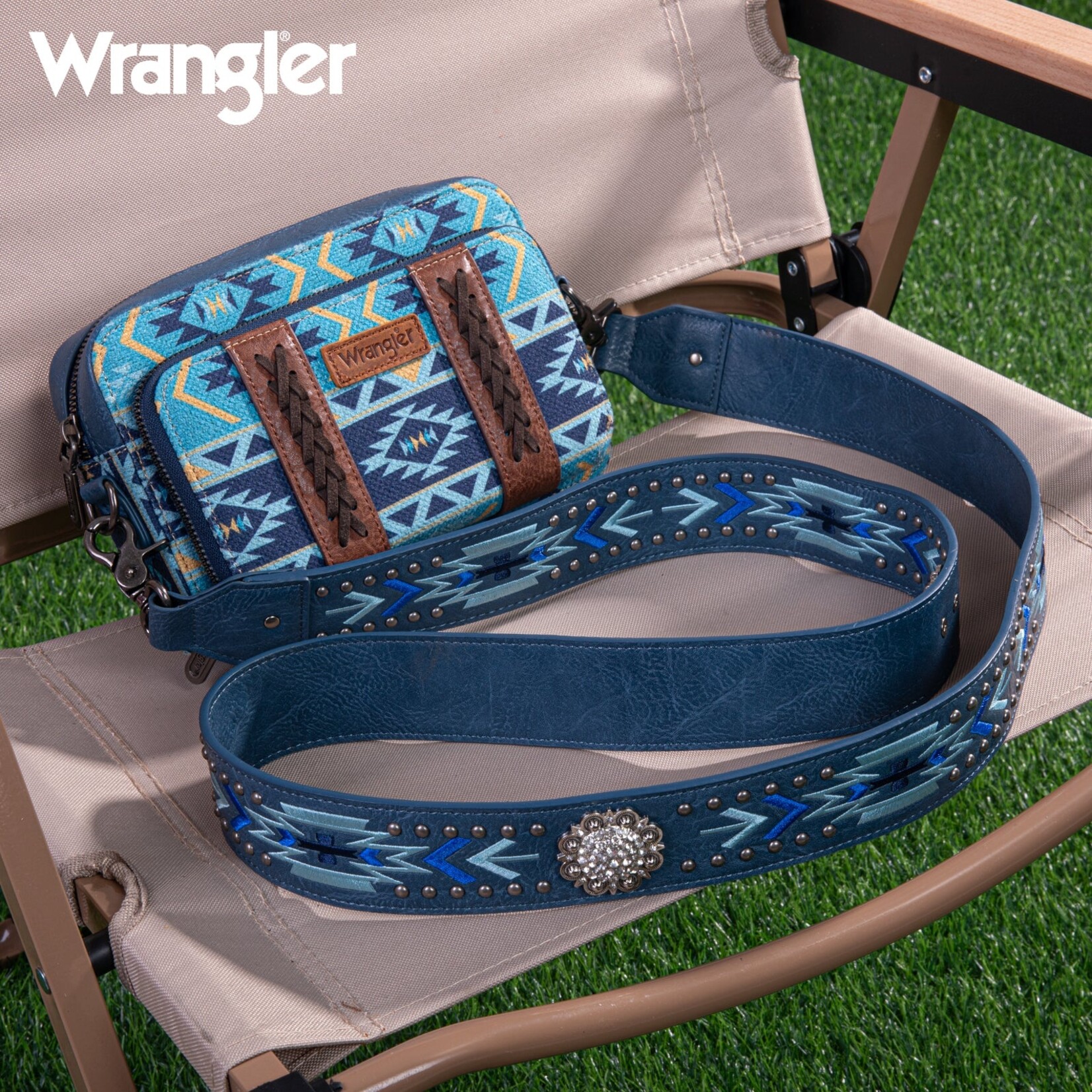 Wrangler WG2207-3003 - Navy - Wrangler Crossbody Purse With Wallet Compartment