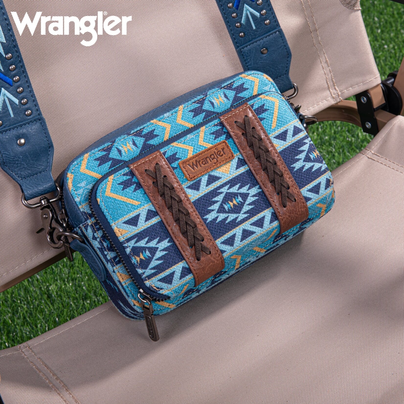 Wrangler WG2207-3003 - Navy - Wrangler Crossbody Purse With Wallet Compartment